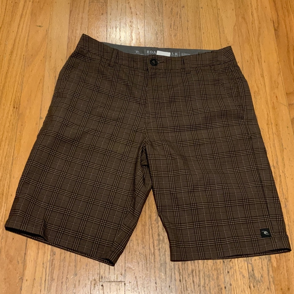 EUC men’s Ripcurl brown plaid board hybrid shorts - 31